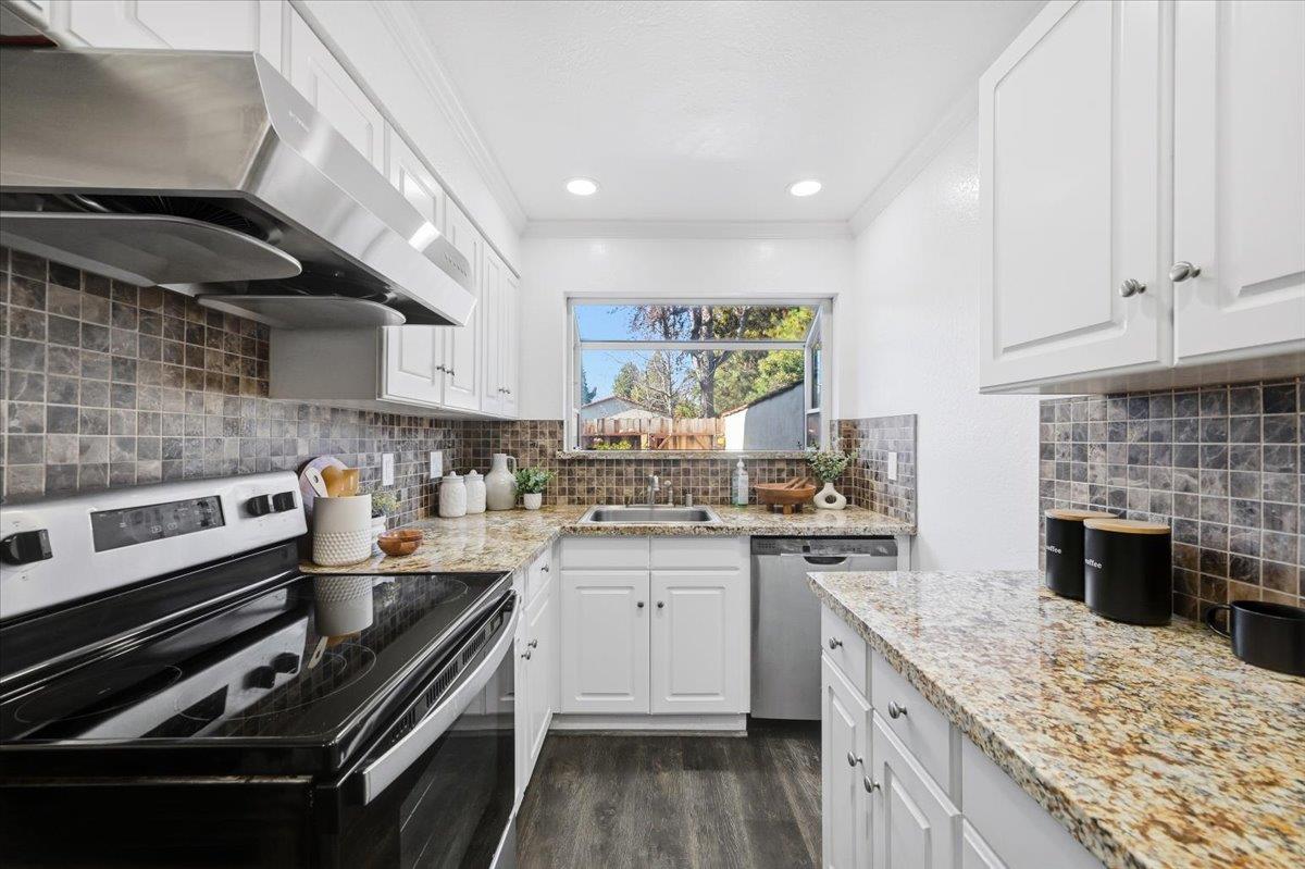 Detail Gallery Image 17 of 46 For 41042 Ramon Ter, Fremont,  CA 94539 - 2 Beds | 1/1 Baths