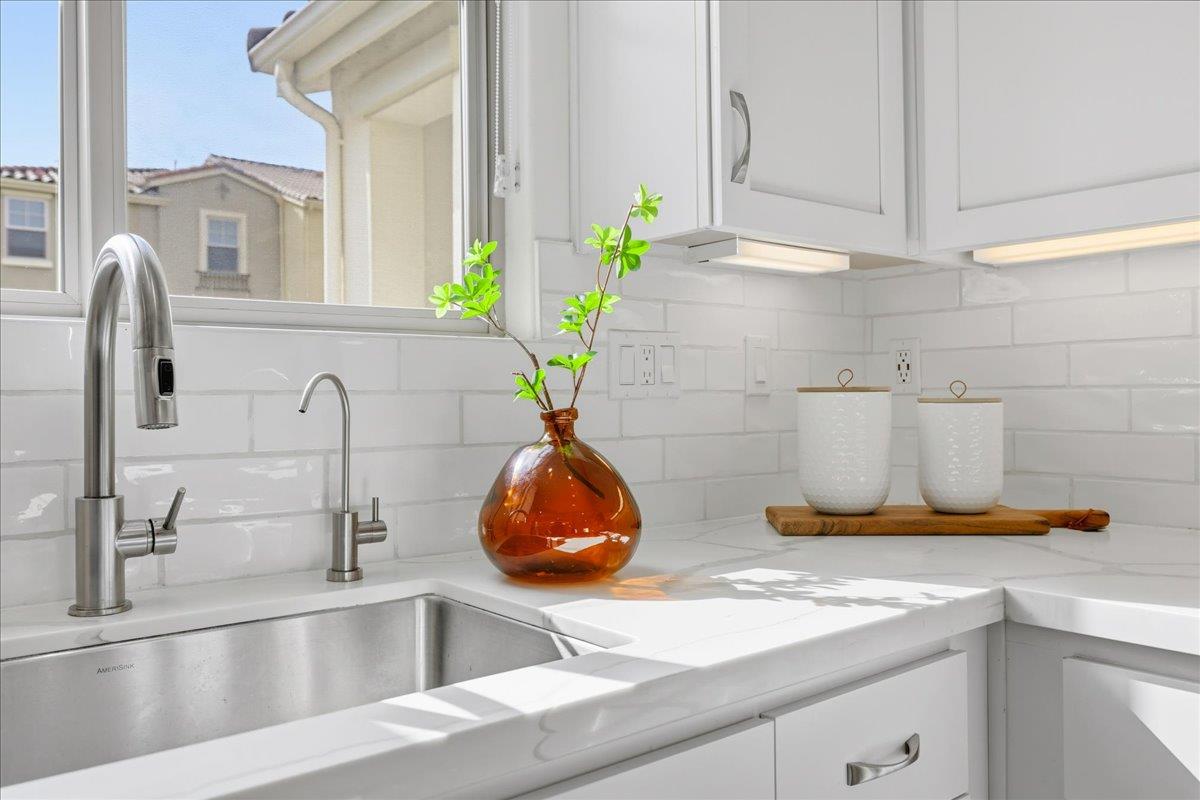 Detail Gallery Image 19 of 57 For 268 Ariana Pl, Mountain View,  CA 94043 - 4 Beds | 3/1 Baths