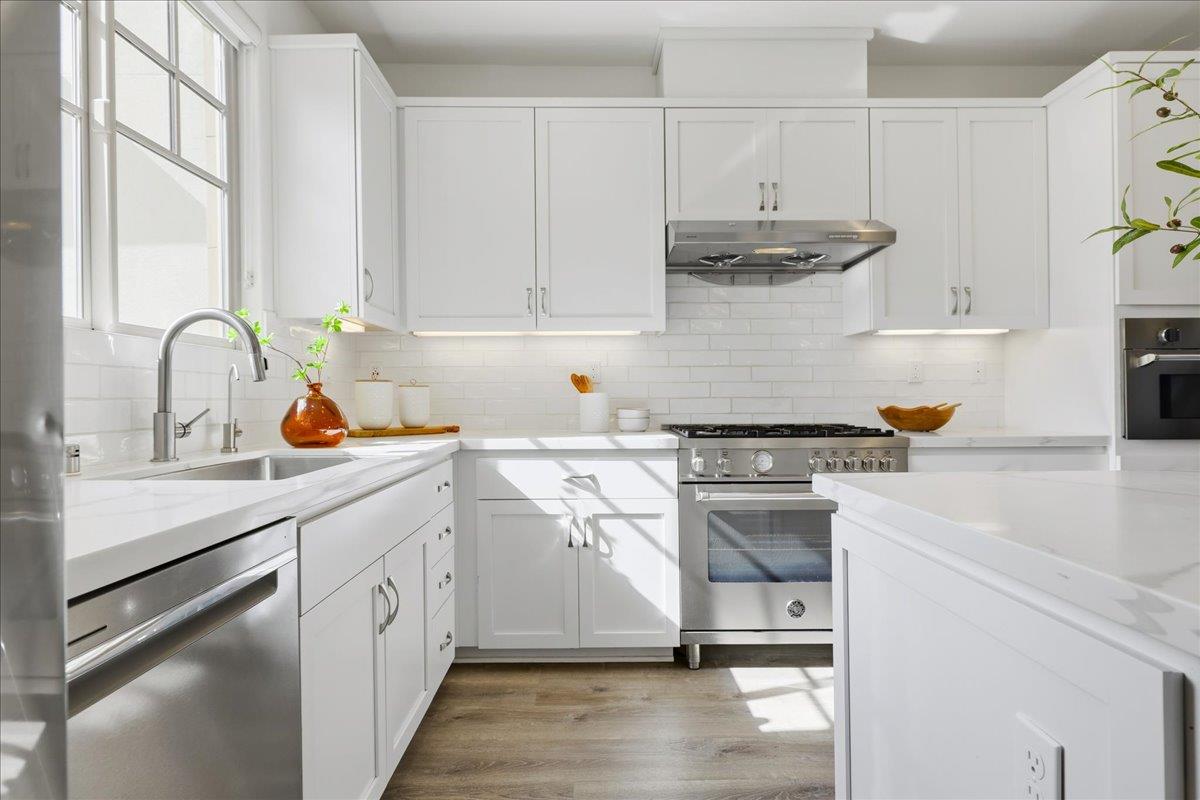 Detail Gallery Image 21 of 57 For 268 Ariana Pl, Mountain View,  CA 94043 - 4 Beds | 3/1 Baths