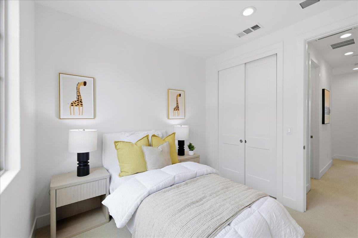 Detail Gallery Image 33 of 57 For 268 Ariana Pl, Mountain View,  CA 94043 - 4 Beds | 3/1 Baths