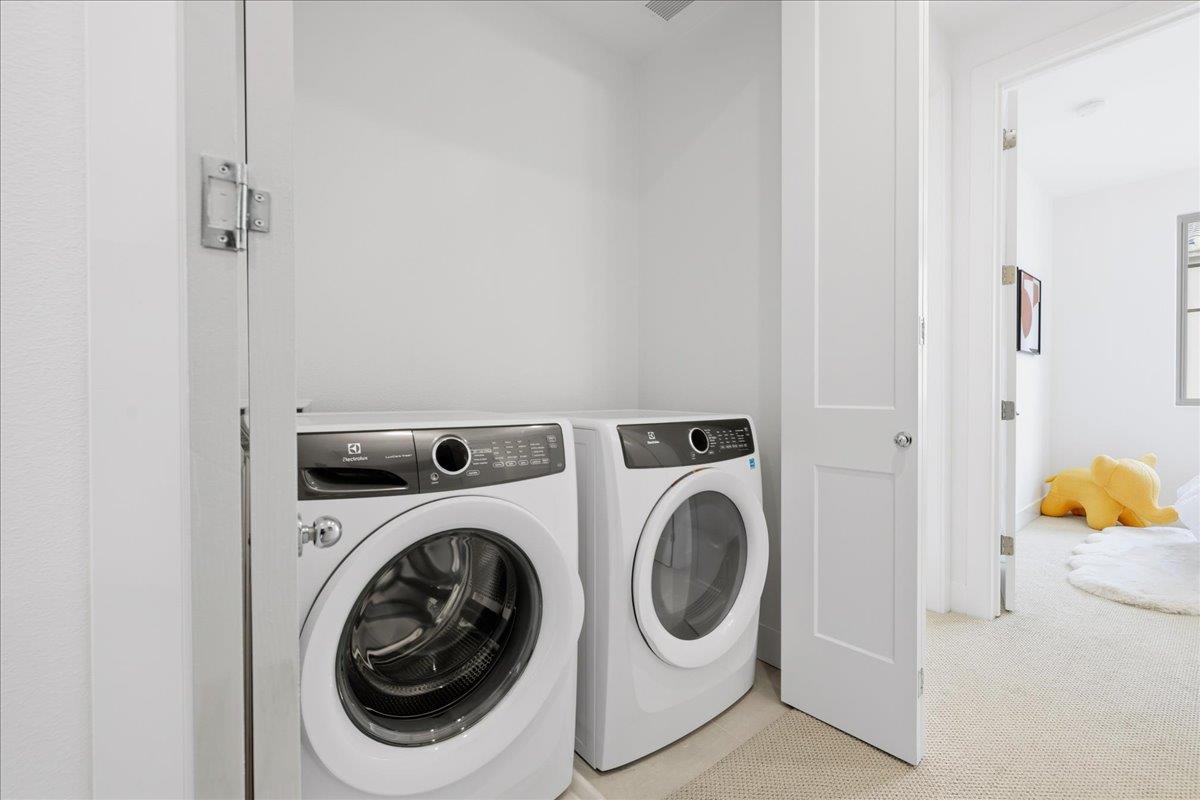 Detail Gallery Image 37 of 57 For 268 Ariana Pl, Mountain View,  CA 94043 - 4 Beds | 3/1 Baths