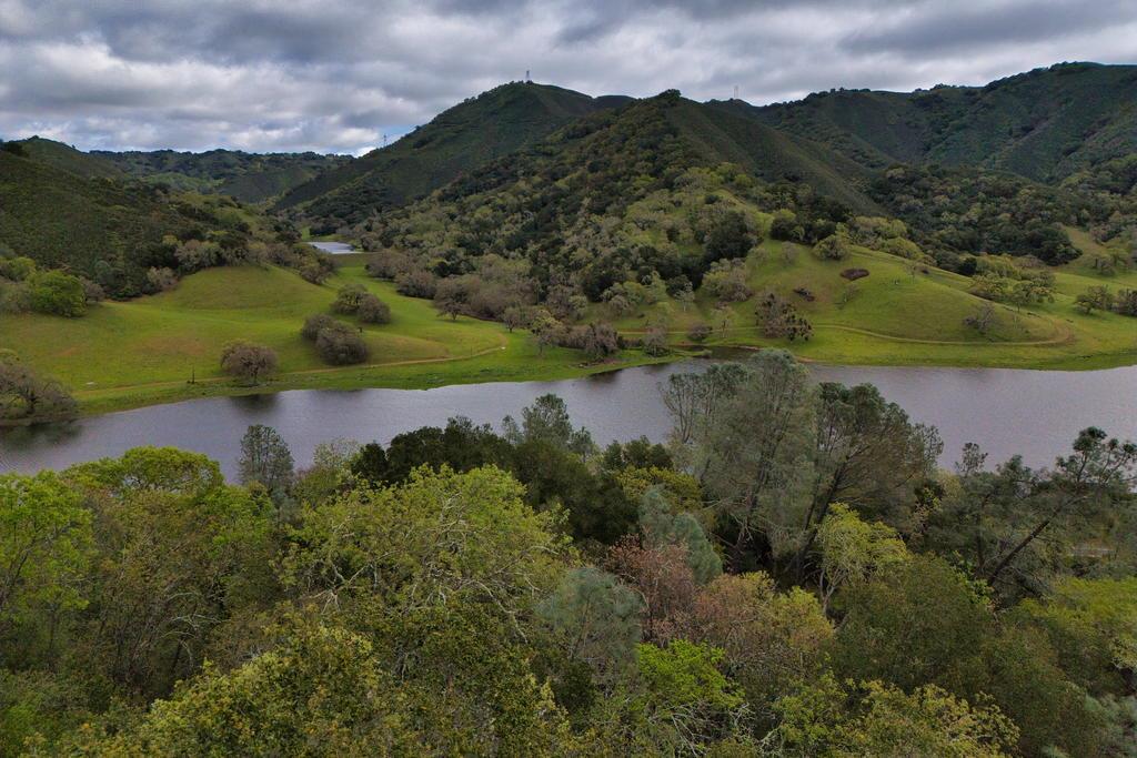 Detail Gallery Image 33 of 41 For 15805 Uvas Rd, Morgan Hill,  CA 95037 - – Beds | – Baths