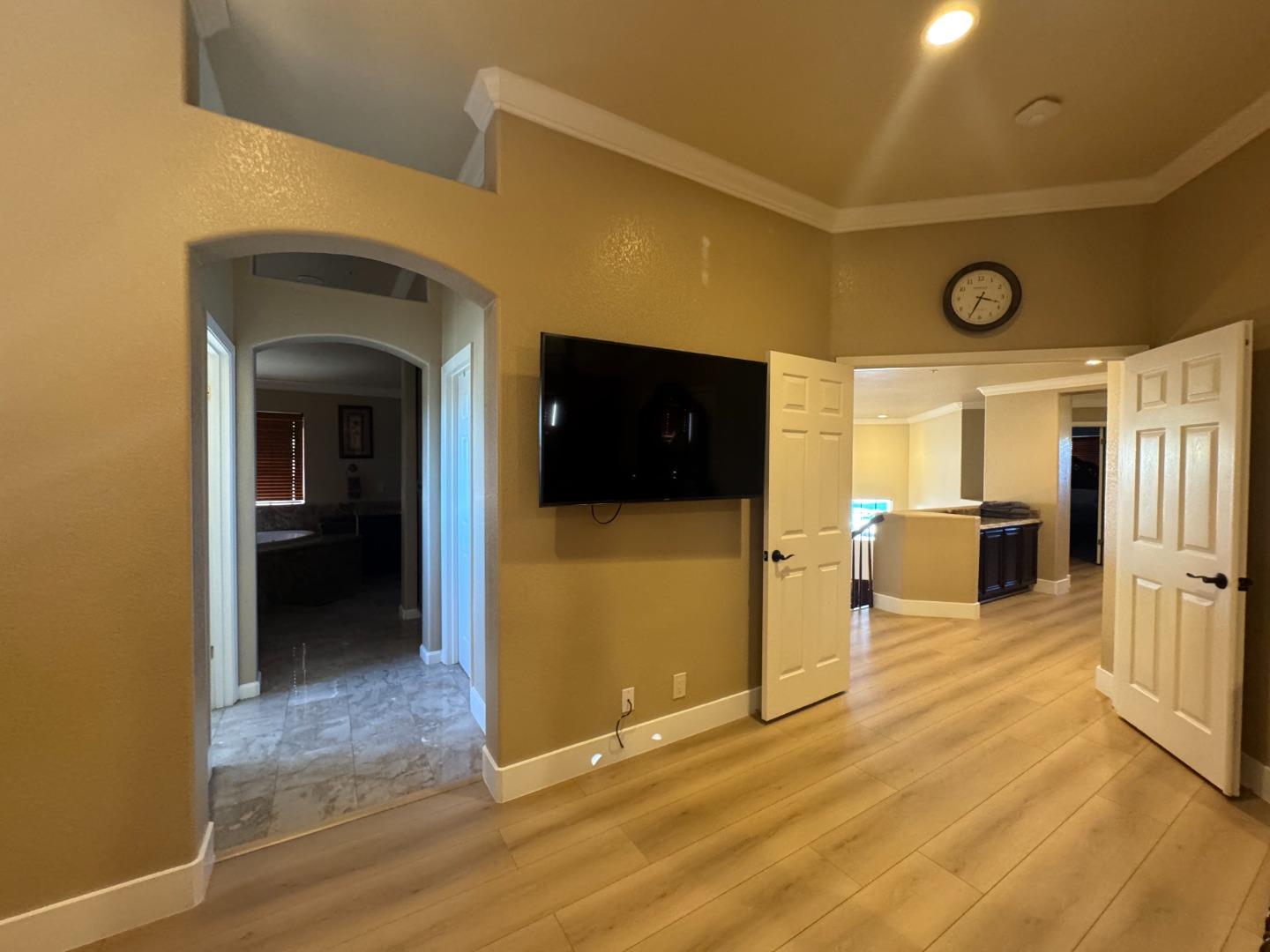 Detail Gallery Image 23 of 53 For 10 Rhine Cir, Salinas,  CA 93906 - 5 Beds | 3 Baths