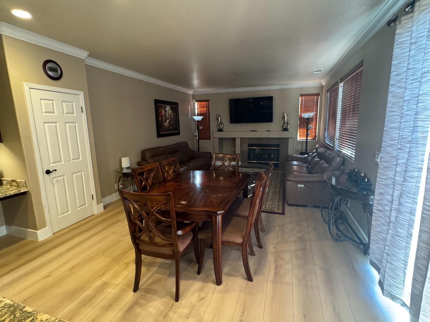 Detail Gallery Image 47 of 53 For 10 Rhine Cir, Salinas,  CA 93906 - 5 Beds | 3 Baths