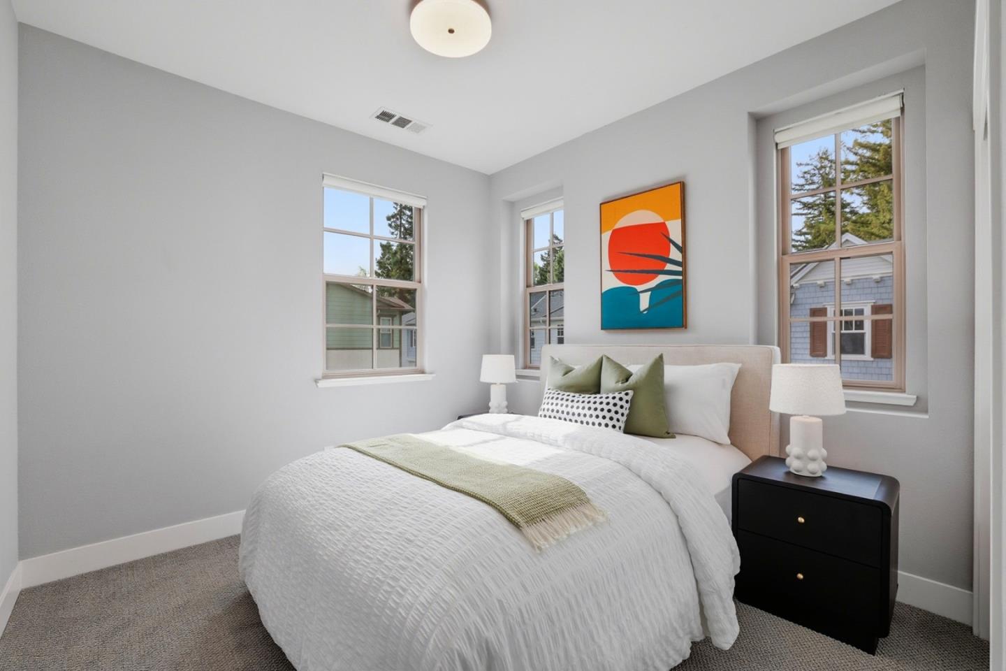 Detail Gallery Image 14 of 30 For 1052 Aster Ave, Sunnyvale,  CA 94086 - 3 Beds | 2/1 Baths