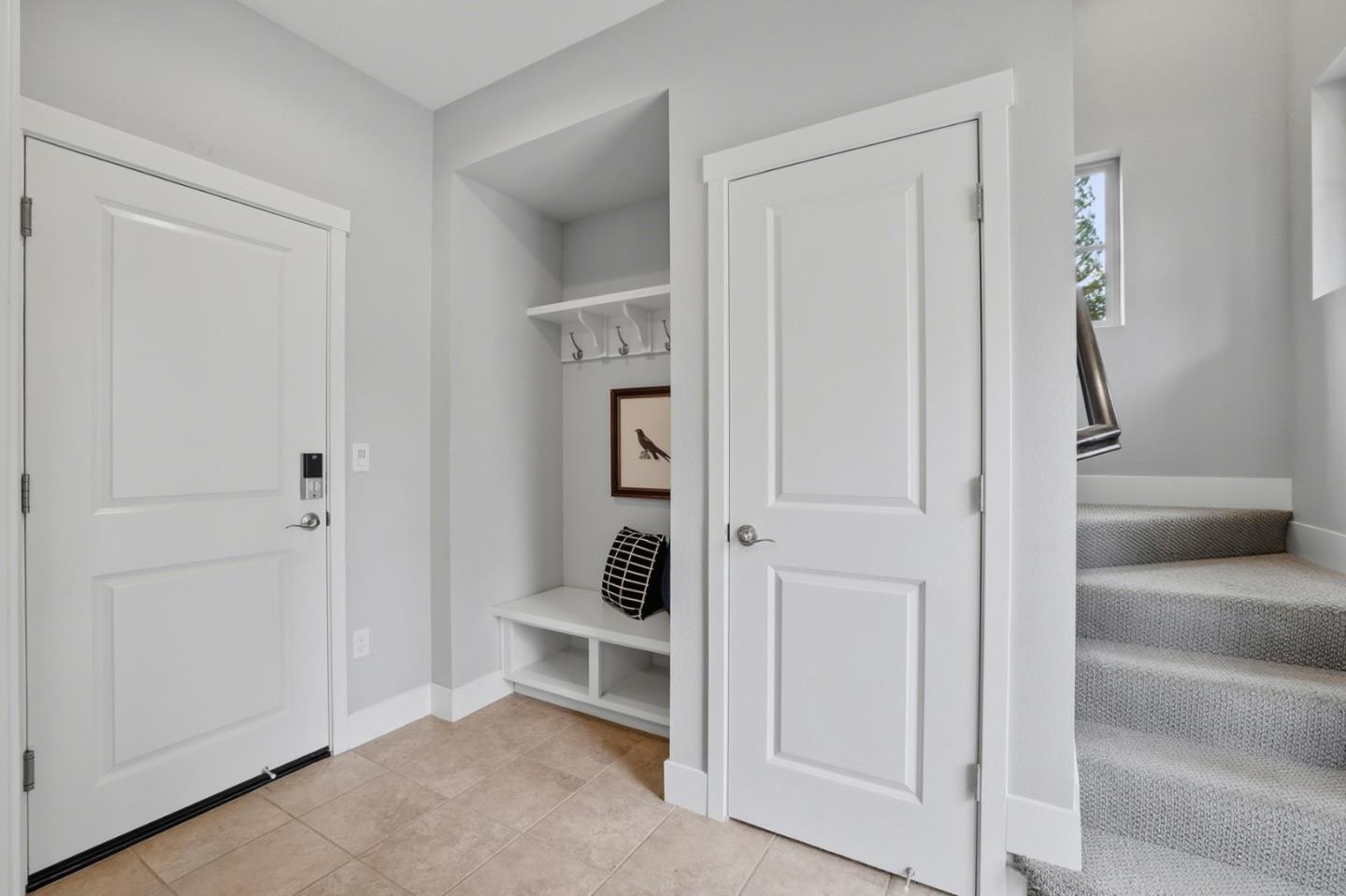 Detail Gallery Image 2 of 30 For 1052 Aster Ave, Sunnyvale,  CA 94086 - 3 Beds | 2/1 Baths