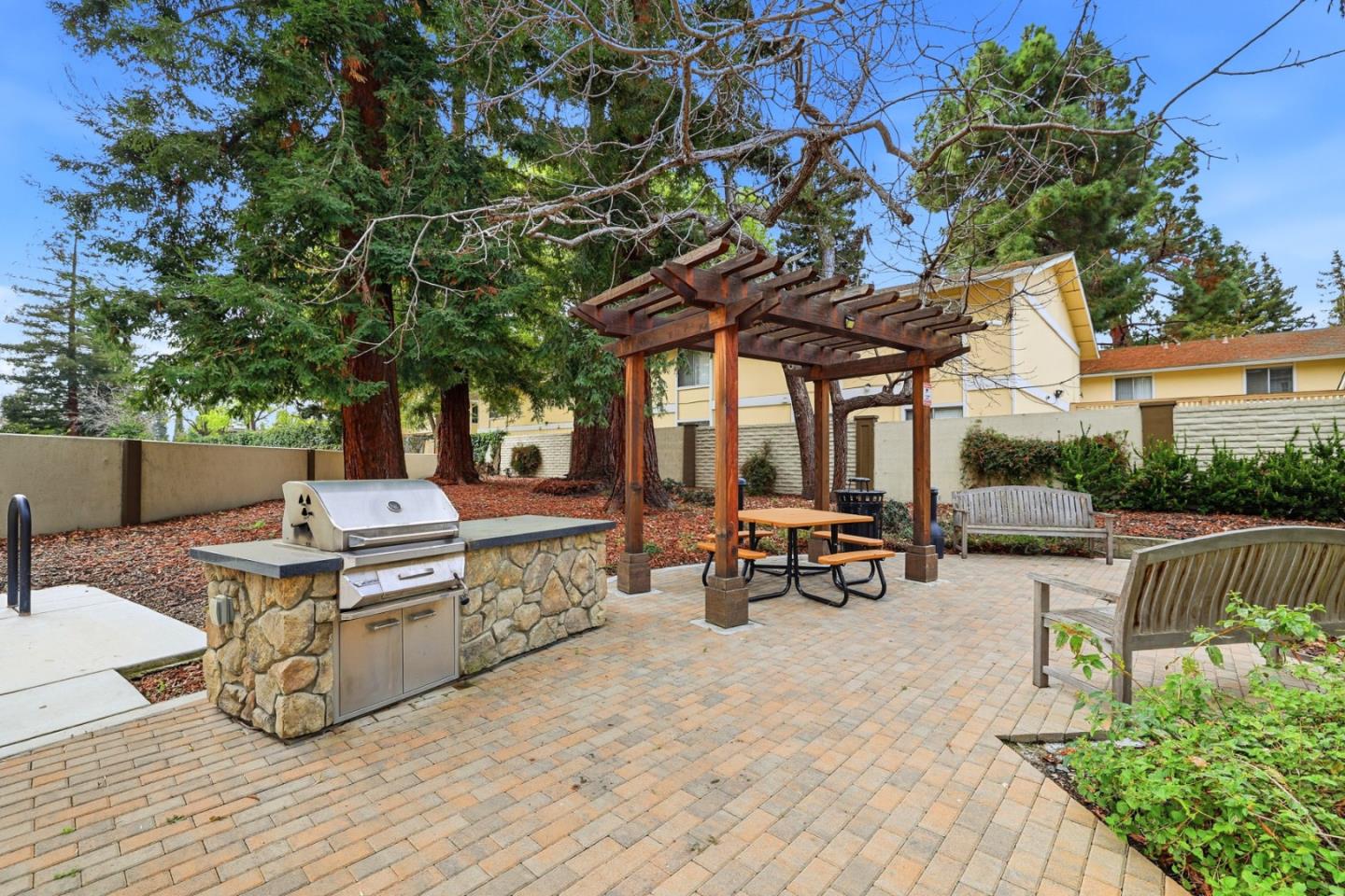 Detail Gallery Image 28 of 30 For 1052 Aster Ave, Sunnyvale,  CA 94086 - 3 Beds | 2/1 Baths