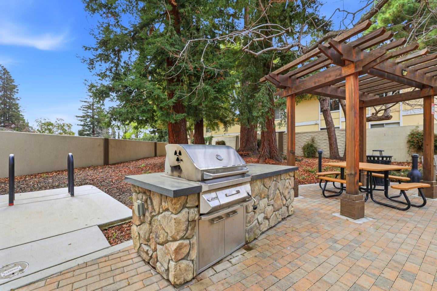 Detail Gallery Image 29 of 30 For 1052 Aster Ave, Sunnyvale,  CA 94086 - 3 Beds | 2/1 Baths