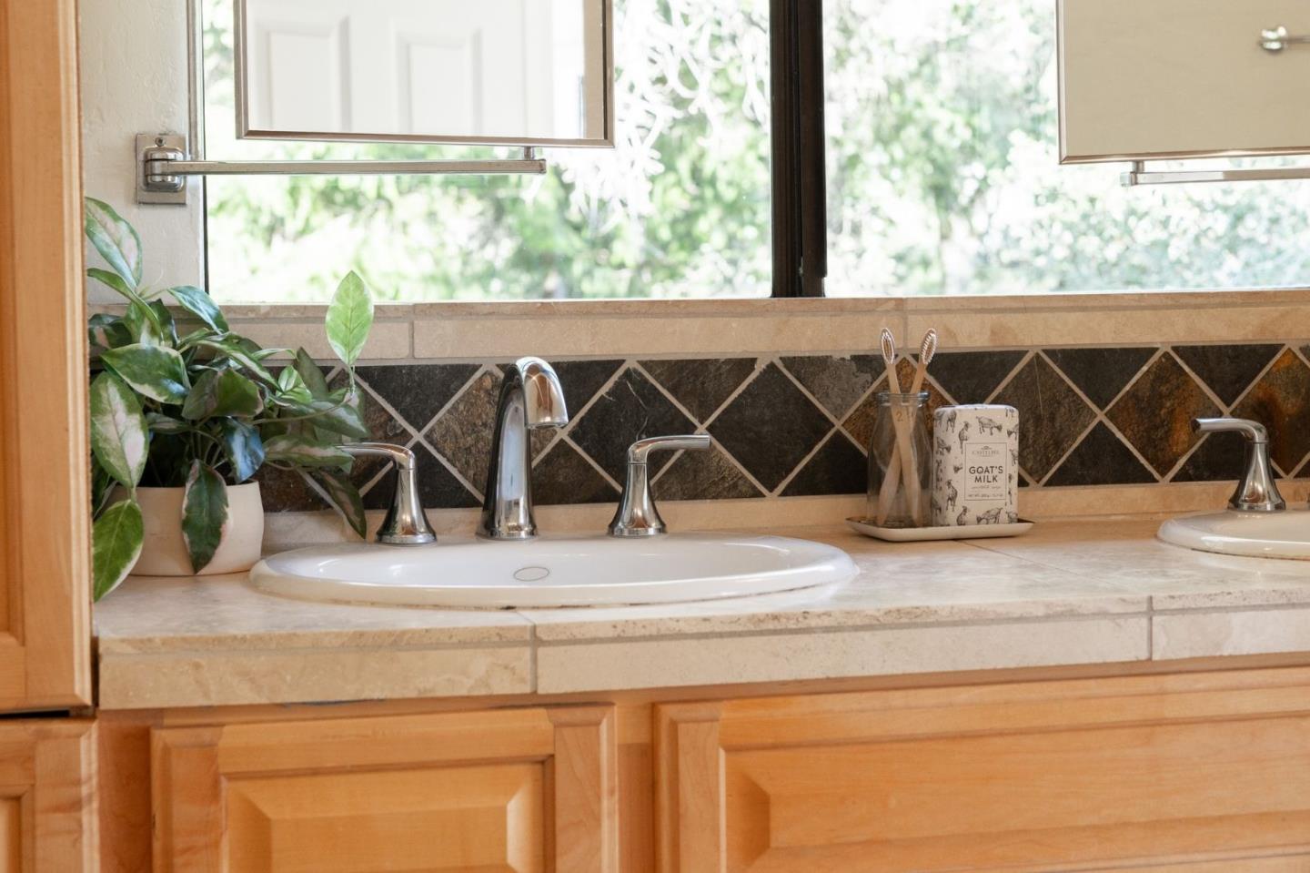 Detail Gallery Image 25 of 54 For 231 Nelson Rd, Scotts Valley,  CA 95066 - 4 Beds | 3 Baths