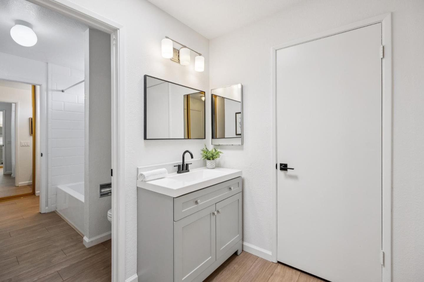 Detail Gallery Image 16 of 28 For 2171 Rancho Mccormick Blvd, Santa Clara,  CA 95050 - 2 Beds | 1/1 Baths