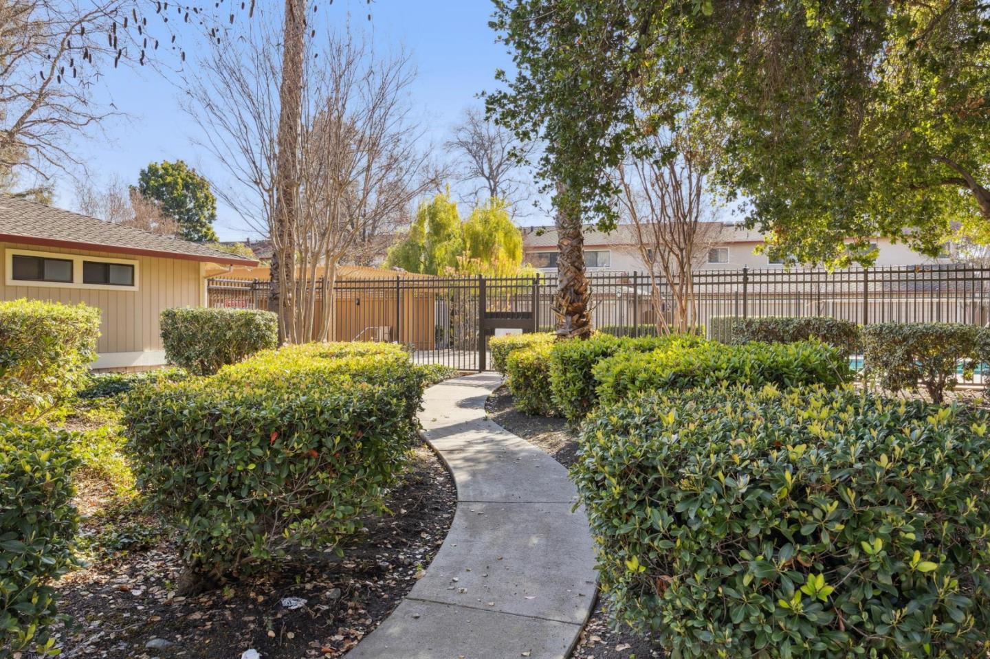 Detail Gallery Image 23 of 28 For 2171 Rancho Mccormick Blvd, Santa Clara,  CA 95050 - 2 Beds | 1/1 Baths