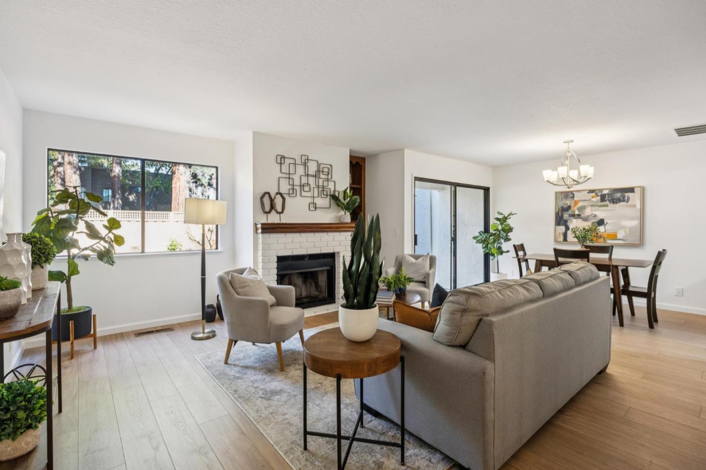 Detail Gallery Image 3 of 28 For 2171 Rancho Mccormick Blvd, Santa Clara,  CA 95050 - 2 Beds | 1/1 Baths