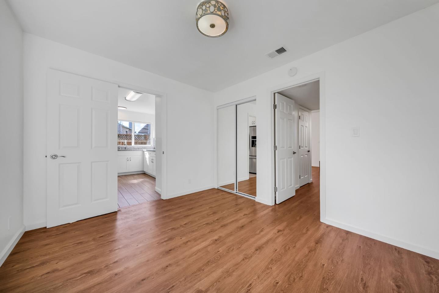 Detail Gallery Image 15 of 30 For 831 Vespucci Ln, Foster City,  CA 94404 - 3 Beds | 1/1 Baths