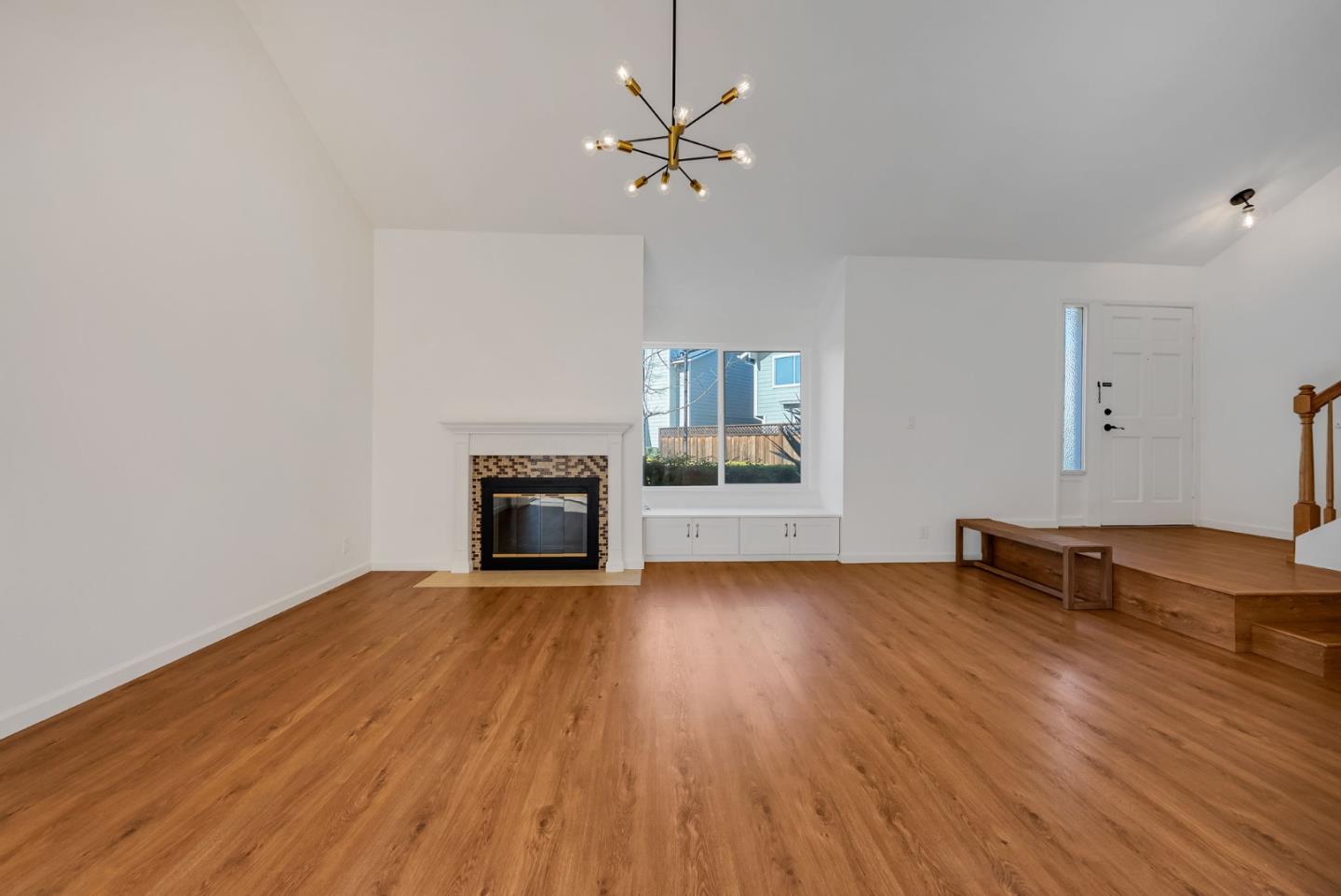 Detail Gallery Image 8 of 30 For 831 Vespucci Ln, Foster City,  CA 94404 - 3 Beds | 1/1 Baths