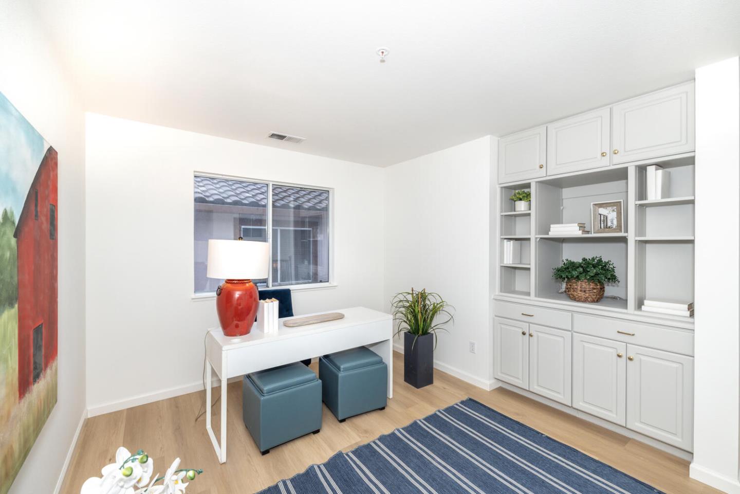 Detail Gallery Image 11 of 16 For 429 S Frances St, Sunnyvale,  CA 94086 - 3 Beds | 2/1 Baths