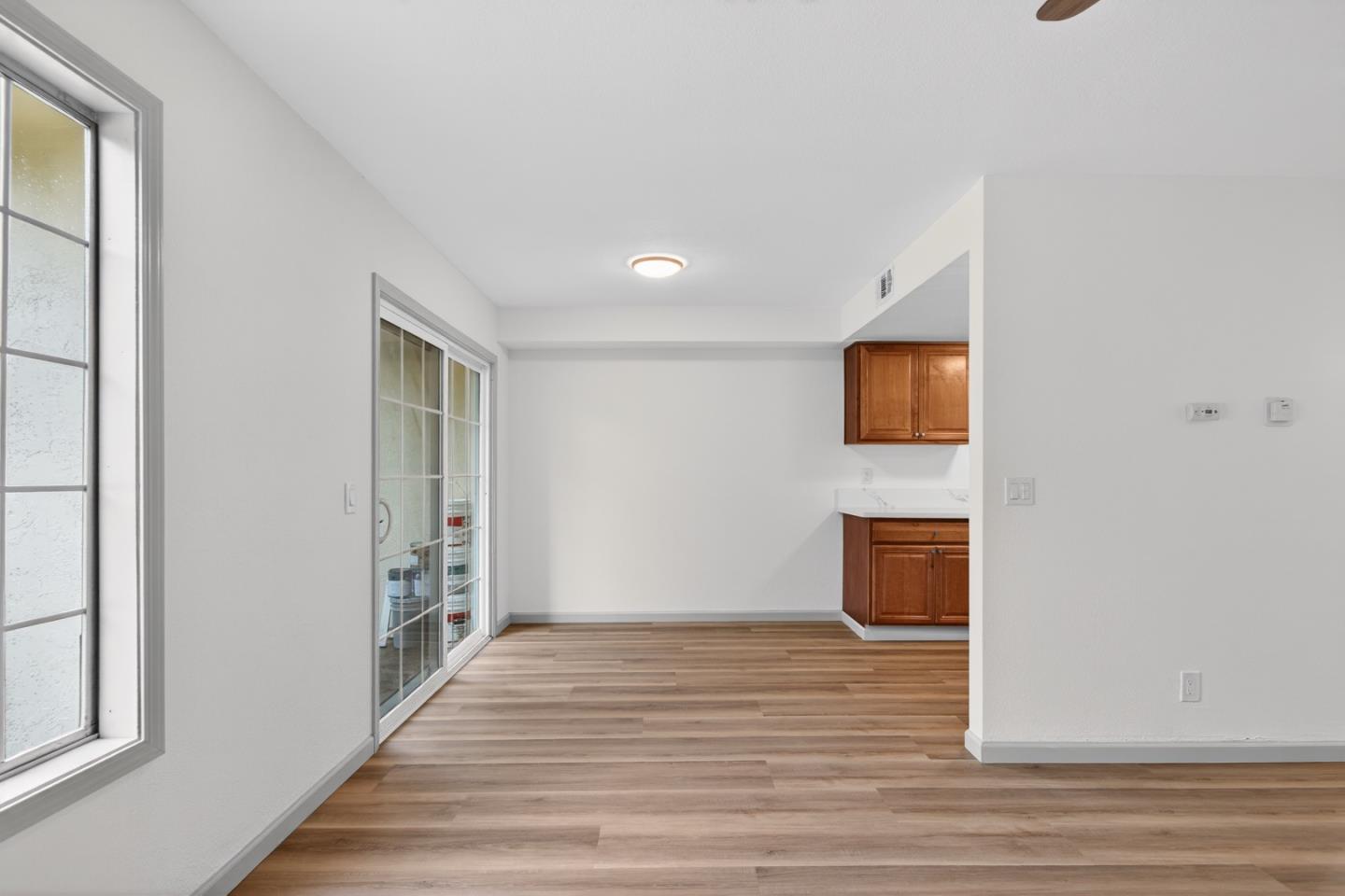 Detail Gallery Image 7 of 26 For 786 Simpson Pl, Santa Rosa,  CA 95401 - 3 Beds | 2 Baths