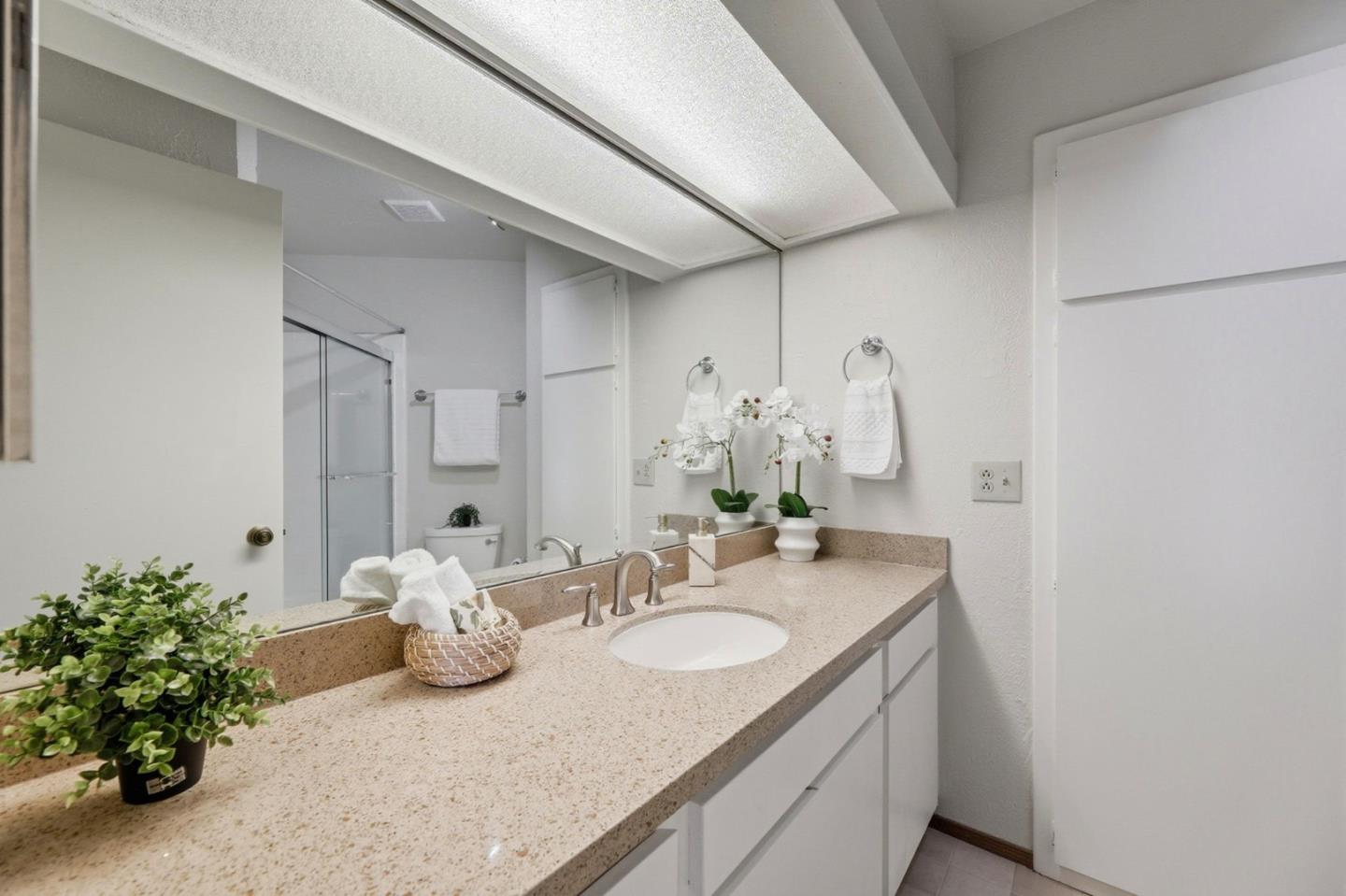 Detail Gallery Image 22 of 35 For 999 W Evelyn Ter #75,  Sunnyvale,  CA 94086 - 1 Beds | 1 Baths