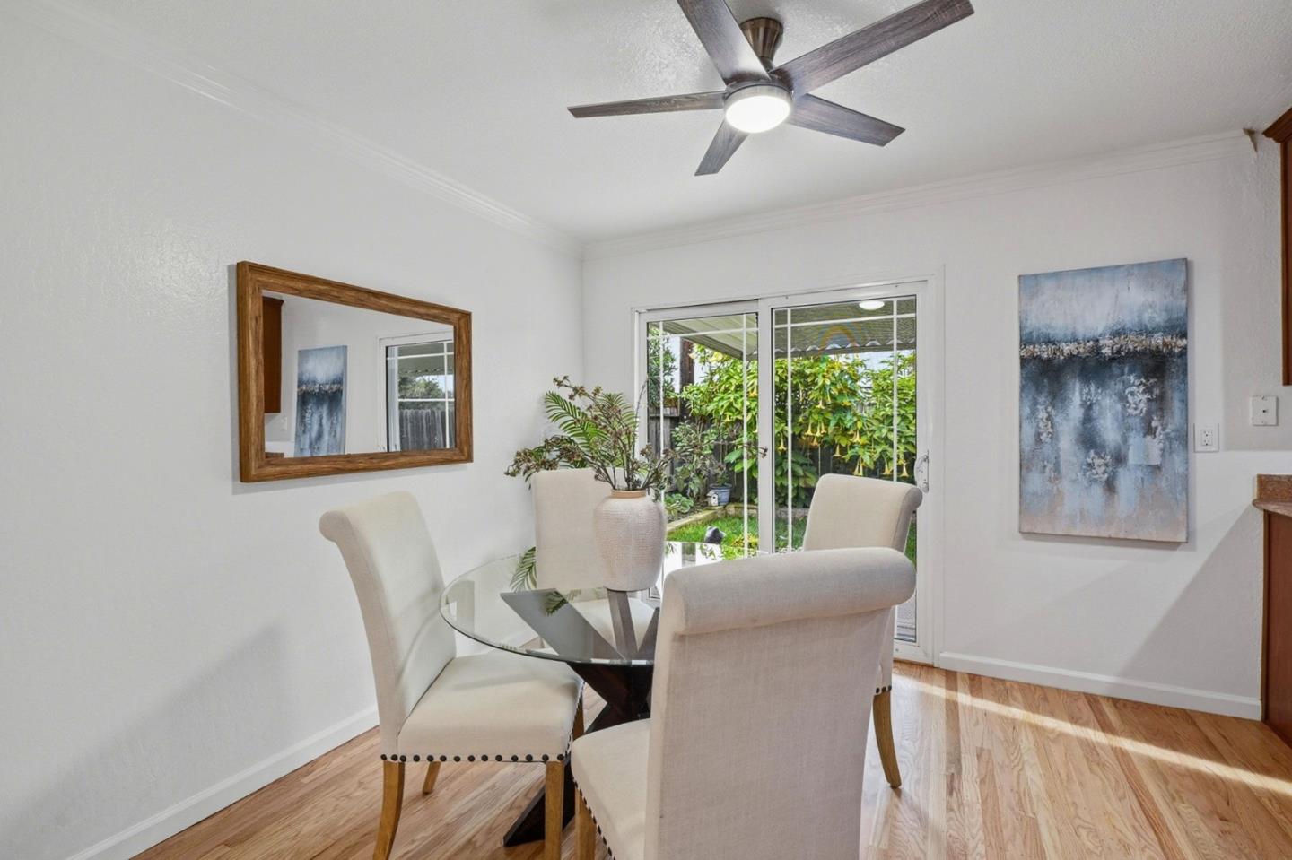 Detail Gallery Image 12 of 39 For 183 Benbow Ave, San Jose,  CA 95123 - 4 Beds | 3 Baths