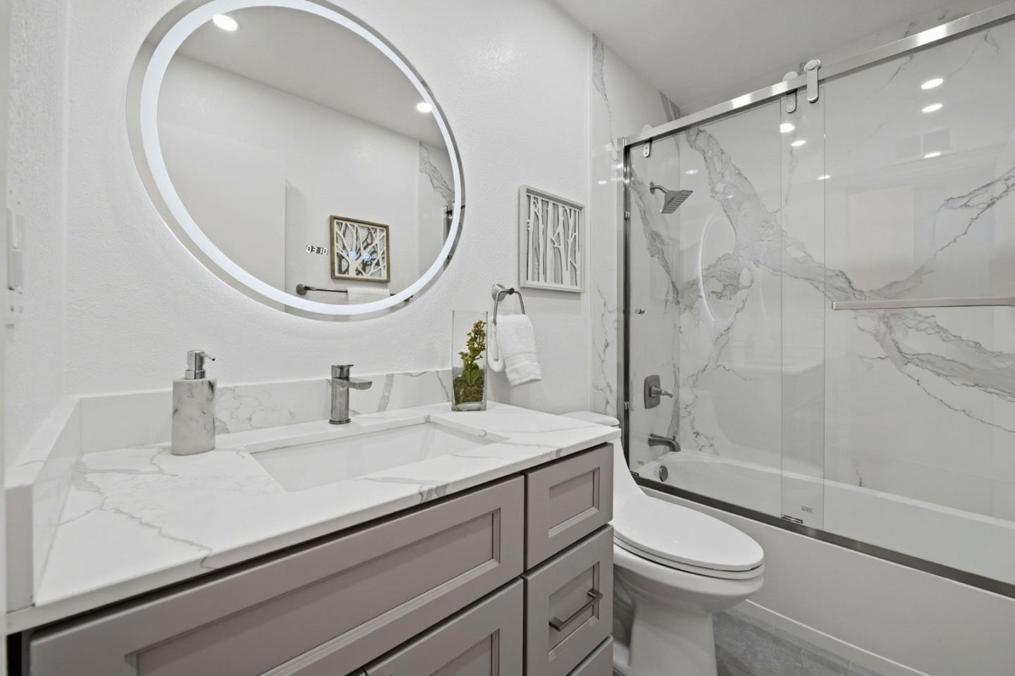 Detail Gallery Image 16 of 39 For 183 Benbow Ave, San Jose,  CA 95123 - 4 Beds | 3 Baths