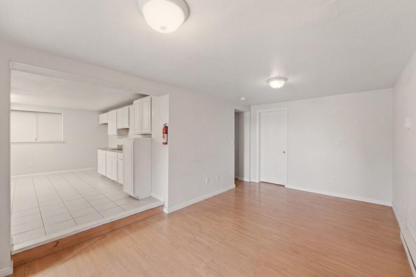 Detail Gallery Image 6 of 25 For 325 E Saint John St, San Jose,  CA 95112 - 9 Beds | 4 Baths