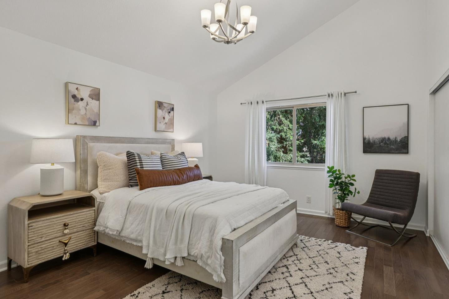 Detail Gallery Image 15 of 32 For 1512 Huddersfield Ct, San Jose,  CA 95126 - 3 Beds | 2/1 Baths