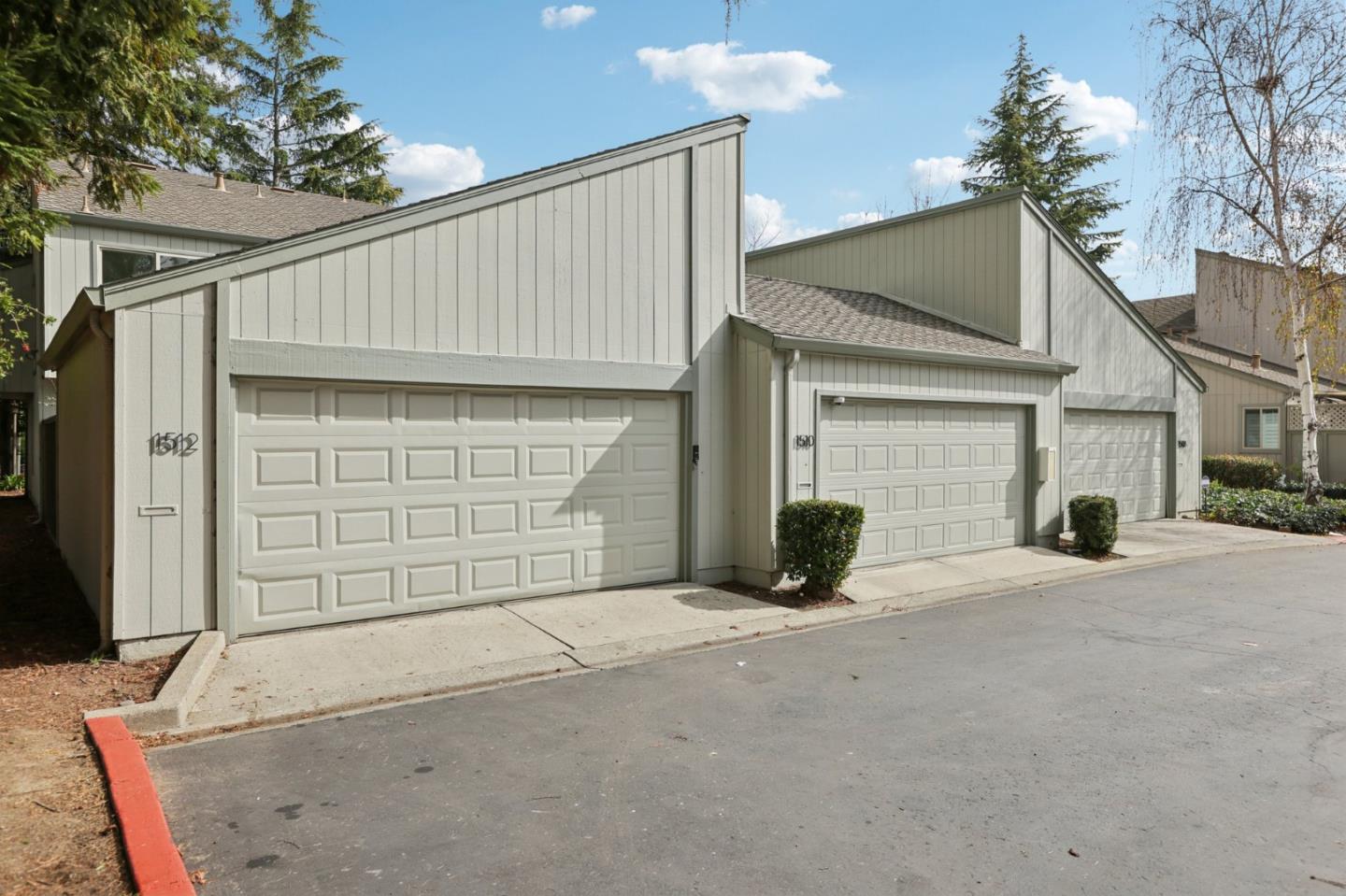 Detail Gallery Image 27 of 32 For 1512 Huddersfield Ct, San Jose,  CA 95126 - 3 Beds | 2/1 Baths