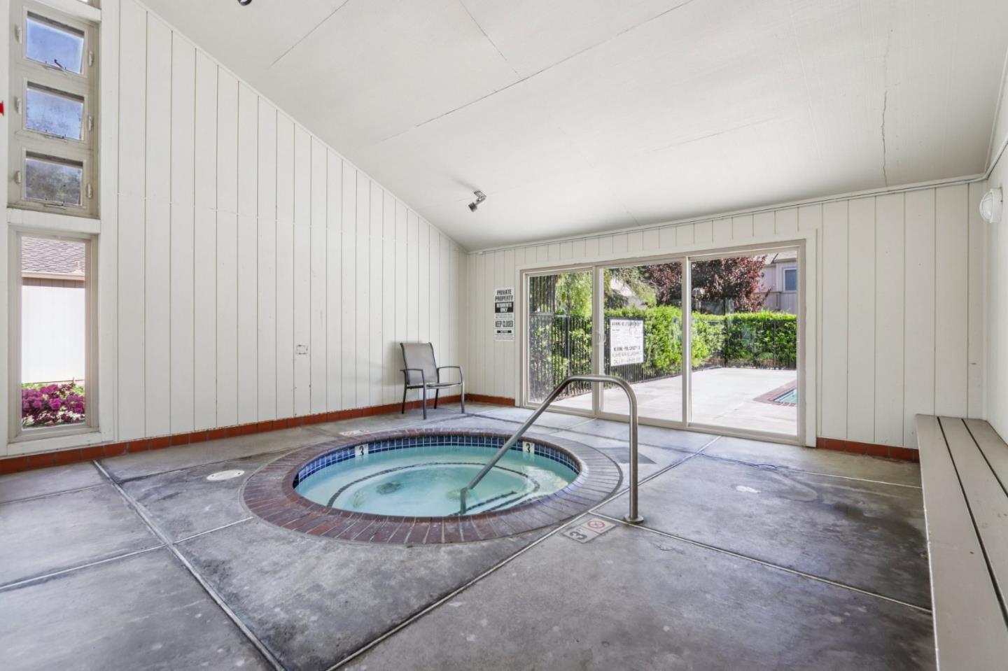 Detail Gallery Image 33 of 37 For 1512 Huddersfield Ct, San Jose,  CA 95126 - 3 Beds | 2/1 Baths