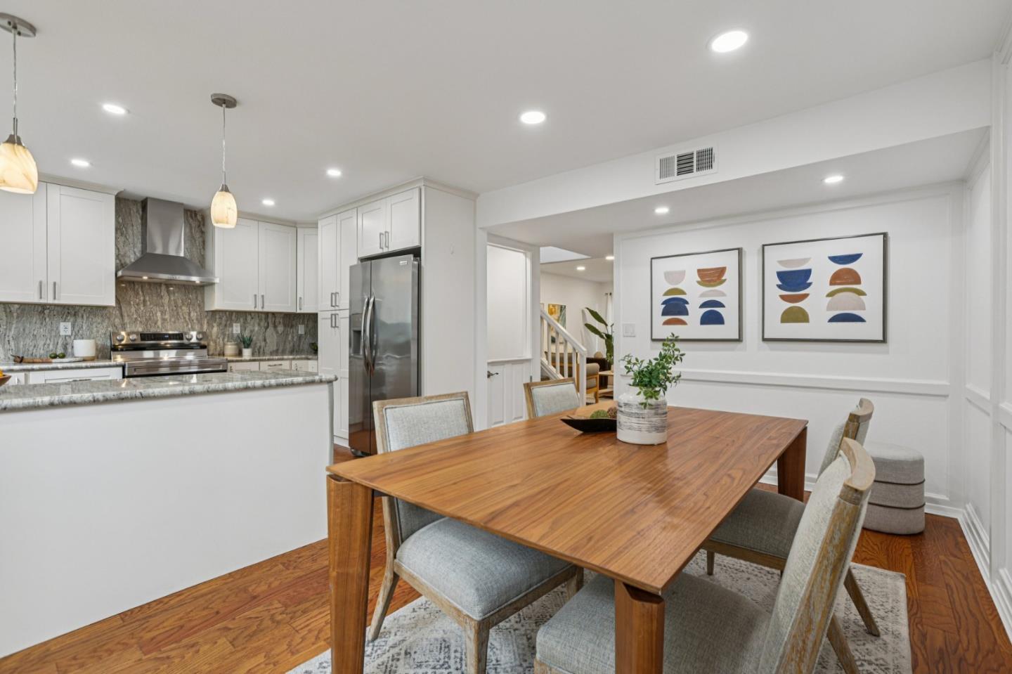 Detail Gallery Image 8 of 32 For 1512 Huddersfield Ct, San Jose,  CA 95126 - 3 Beds | 2/1 Baths