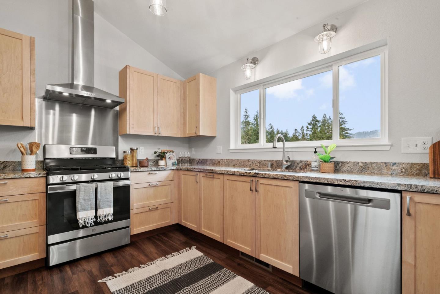 Detail Gallery Image 26 of 70 For 411 Midway Ranch Rd, Boulder Creek,  CA 95006 - 3 Beds | 2 Baths