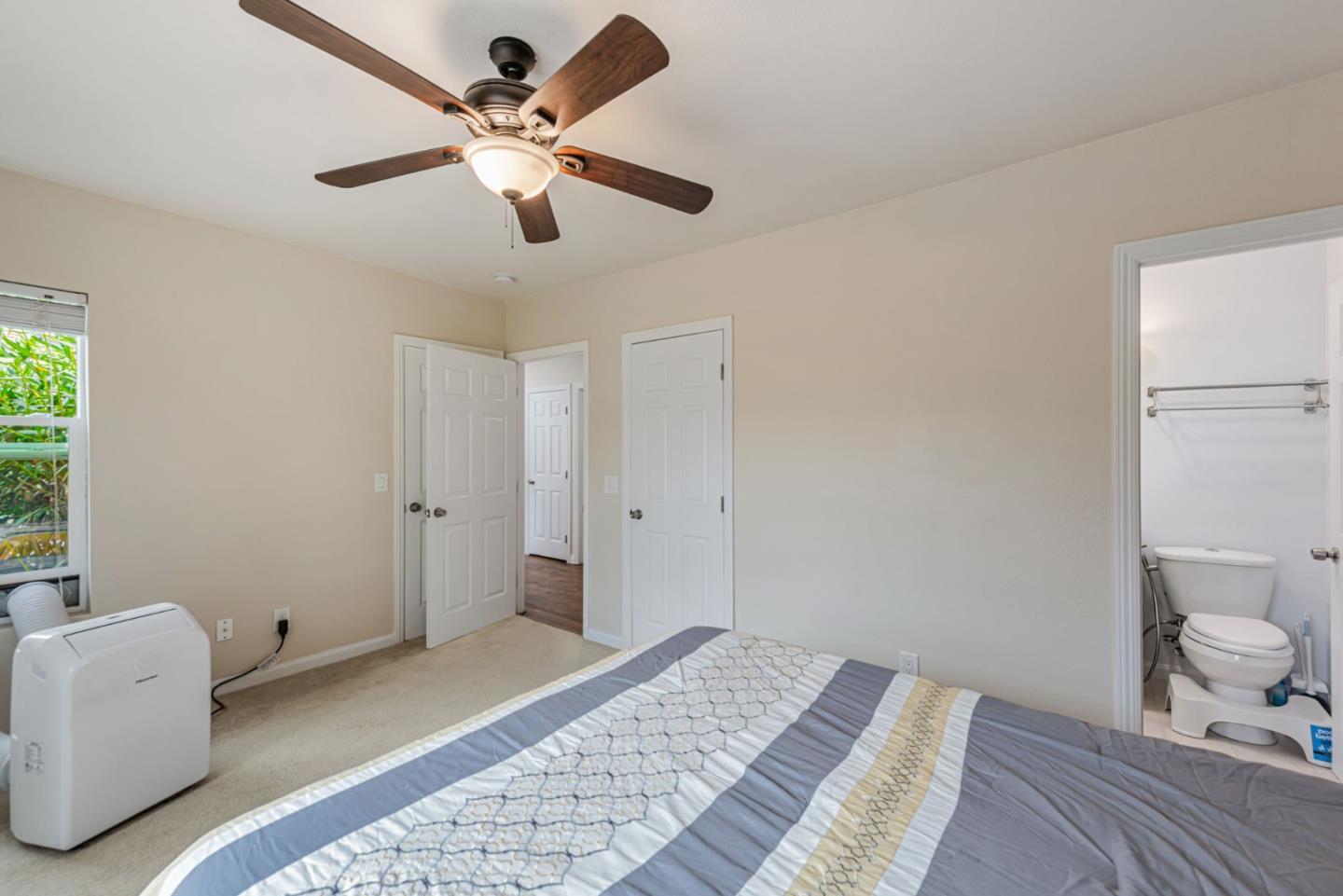 Detail Gallery Image 18 of 79 For 2468 Hidden Ln, Hayward,  CA 94541 - – Beds | – Baths