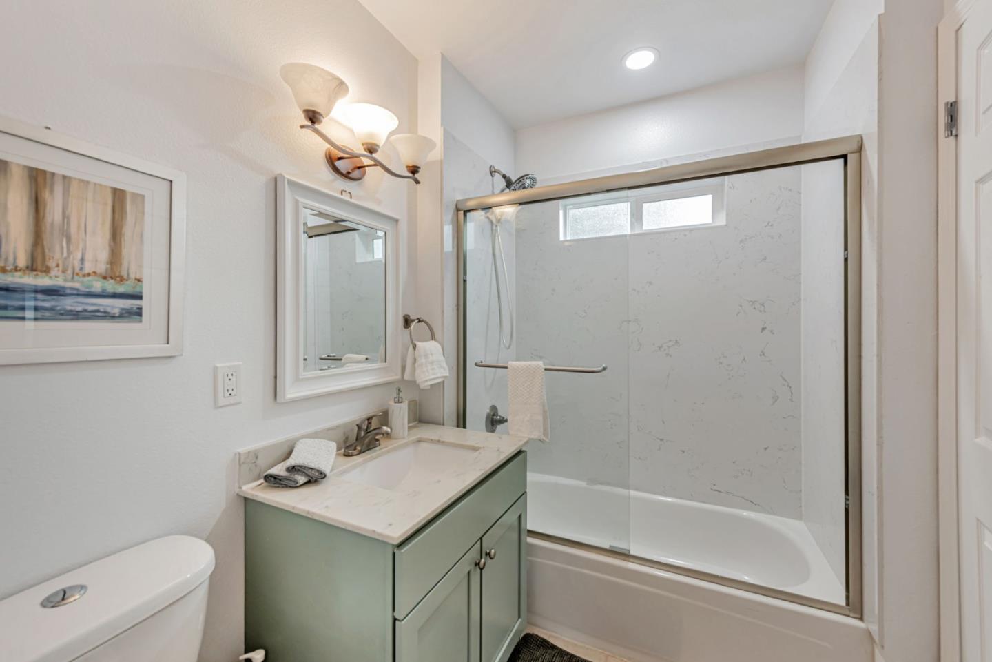 Detail Gallery Image 24 of 79 For 2468 Hidden Ln, Hayward,  CA 94541 - – Beds | – Baths