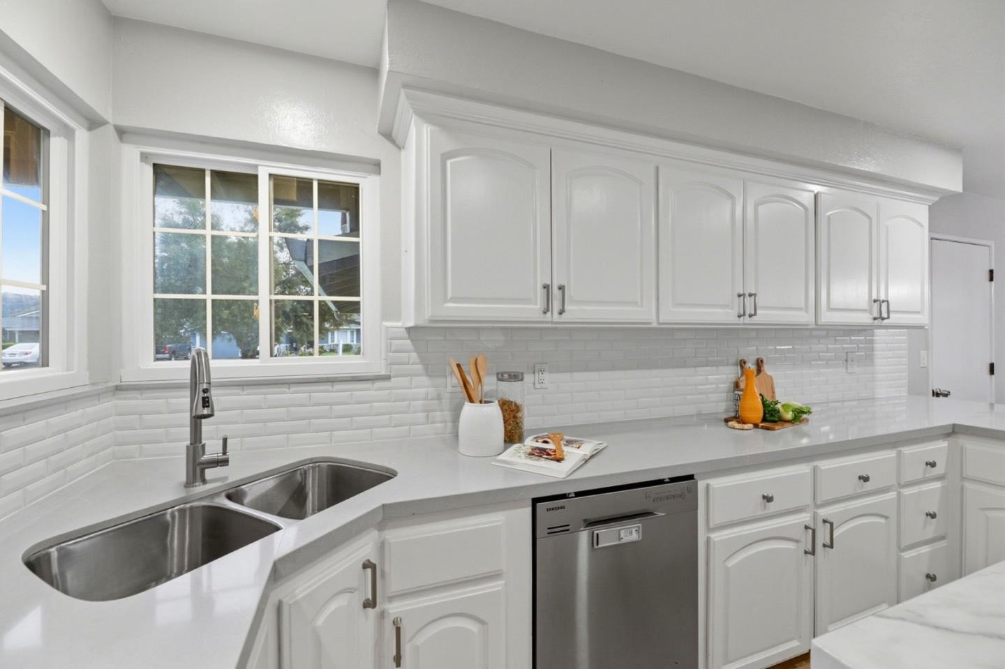 Detail Gallery Image 11 of 36 For 503 Chinook, San Jose,  CA 95123 - 3 Beds | 2 Baths