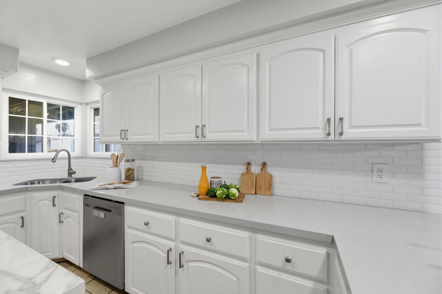 Detail Gallery Image 13 of 36 For 503 Chinook, San Jose,  CA 95123 - 3 Beds | 2 Baths