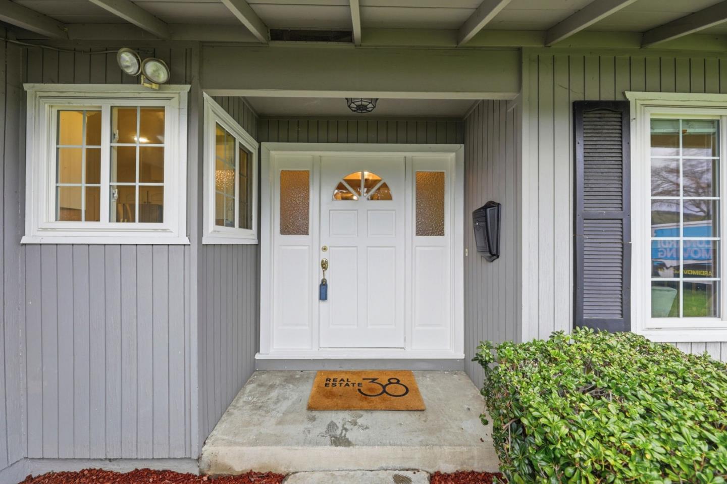 Detail Gallery Image 4 of 36 For 503 Chinook, San Jose,  CA 95123 - 3 Beds | 2 Baths