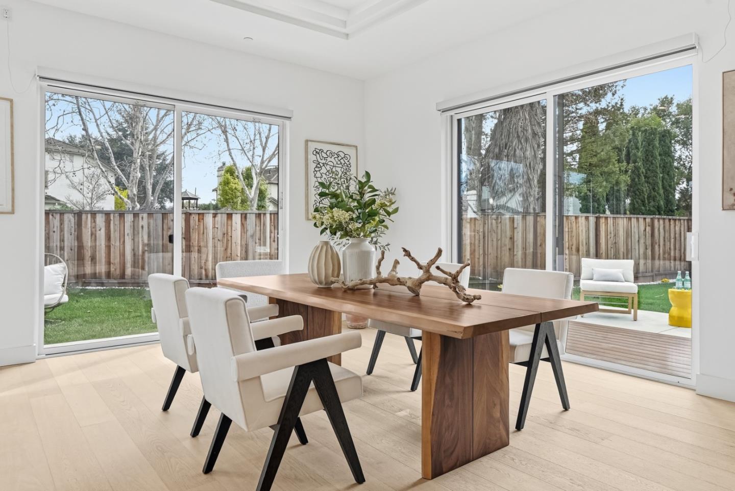 Detail Gallery Image 15 of 79 For 395 Martens Ave, Mountain View,  CA 94040 - 6 Beds | 6/1 Baths