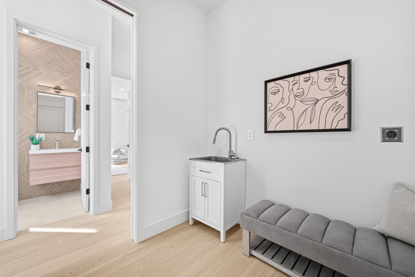 Detail Gallery Image 29 of 79 For 395 Martens Ave, Mountain View,  CA 94040 - 6 Beds | 6/1 Baths