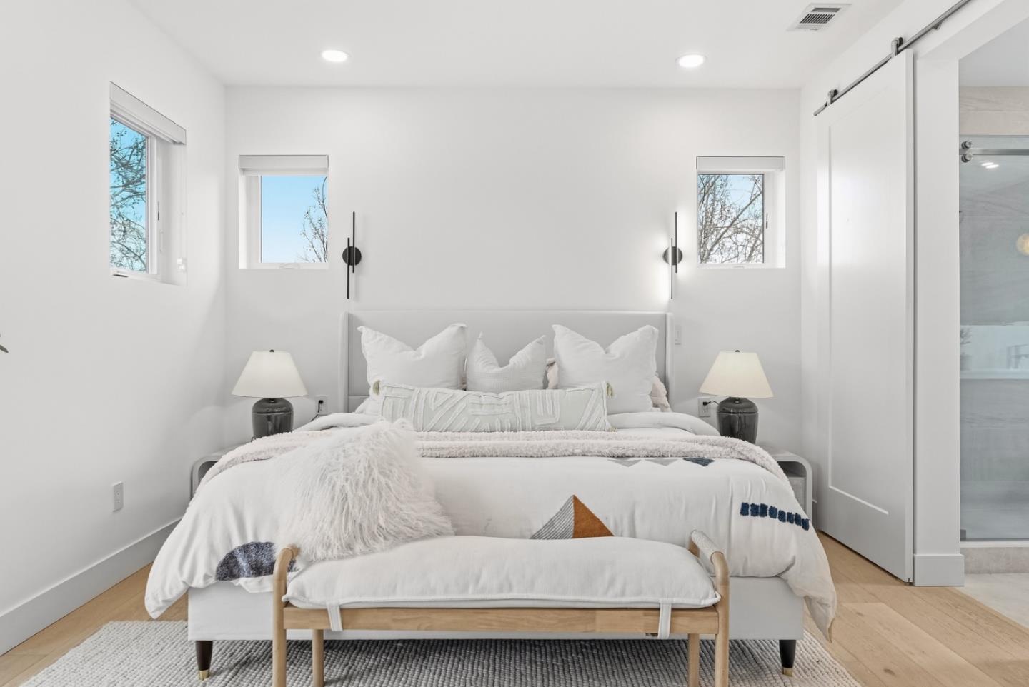 Detail Gallery Image 38 of 79 For 395 Martens Ave, Mountain View,  CA 94040 - 6 Beds | 6/1 Baths