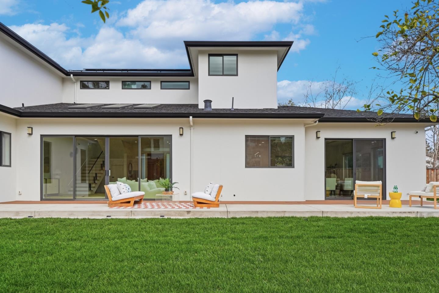 Detail Gallery Image 60 of 79 For 395 Martens Ave, Mountain View,  CA 94040 - 6 Beds | 6/1 Baths