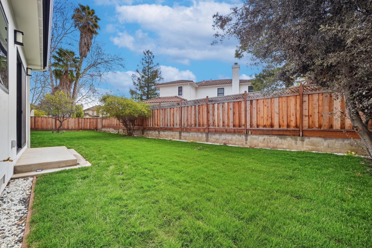 Detail Gallery Image 64 of 79 For 395 Martens Ave, Mountain View,  CA 94040 - 6 Beds | 6/1 Baths
