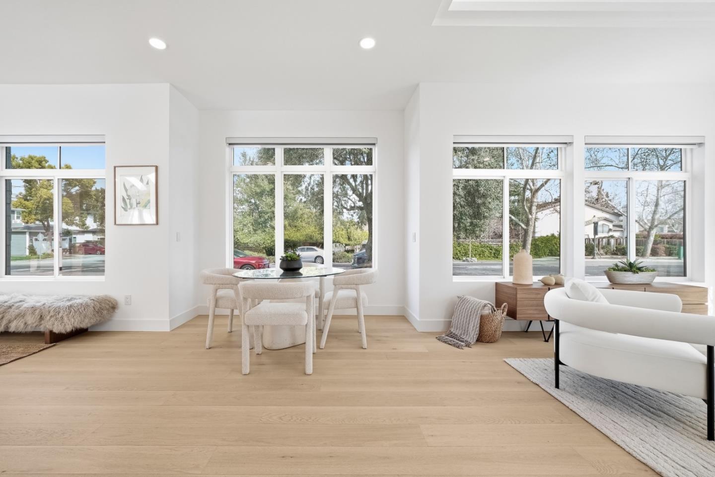 Detail Gallery Image 7 of 79 For 395 Martens Ave, Mountain View,  CA 94040 - 6 Beds | 6/1 Baths