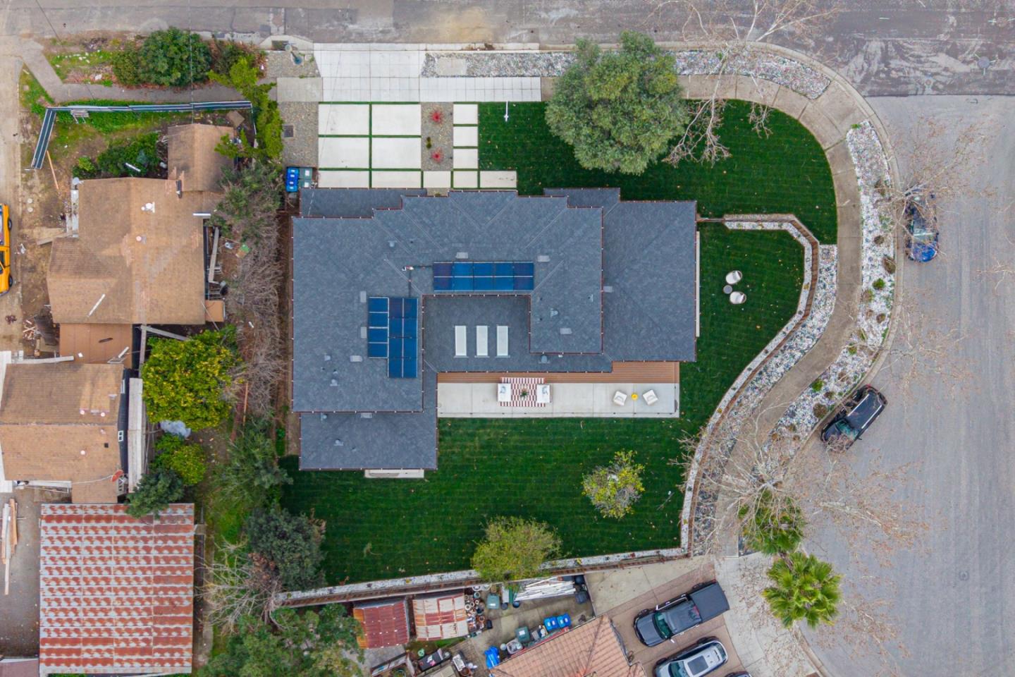 Detail Gallery Image 73 of 79 For 395 Martens Ave, Mountain View,  CA 94040 - 6 Beds | 6/1 Baths