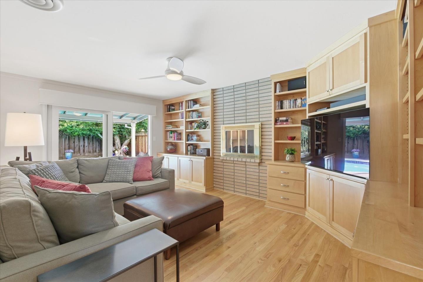 Detail Gallery Image 19 of 51 For 1736 Wilcox Way, San Jose,  CA 95125 - 3 Beds | 2/1 Baths