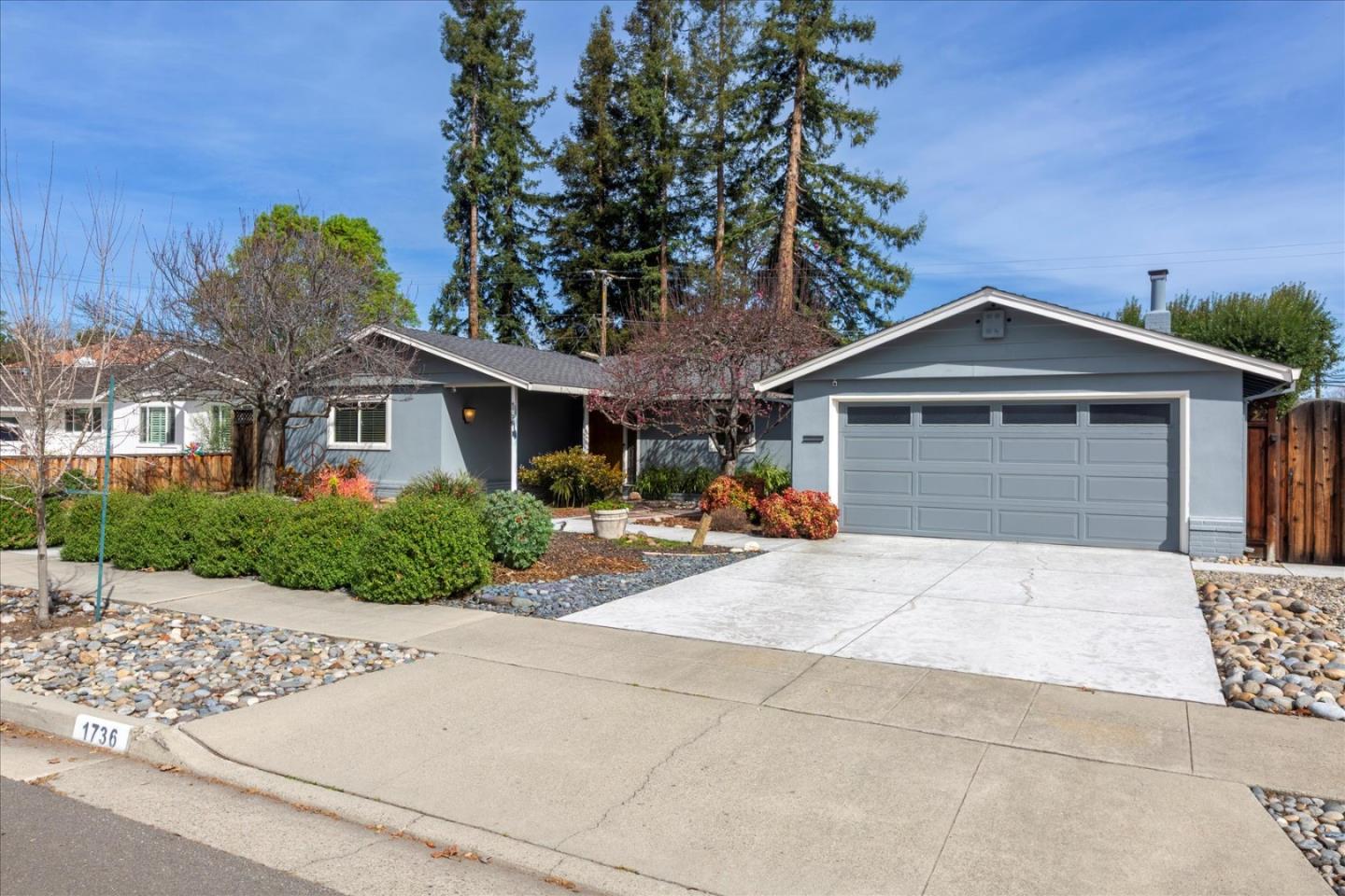 Detail Gallery Image 3 of 51 For 1736 Wilcox Way, San Jose,  CA 95125 - 3 Beds | 2/1 Baths