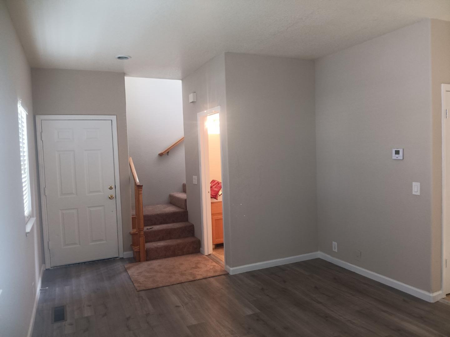 Detail Gallery Image 8 of 20 For 520 San Pablo Ct a,  Morgan Hill,  CA 95037 - 3 Beds | 2/1 Baths