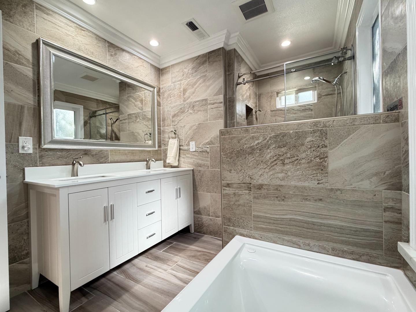 Detail Gallery Image 17 of 32 For 638 Rand St, San Mateo,  CA 94401 - 3 Beds | 2/1 Baths