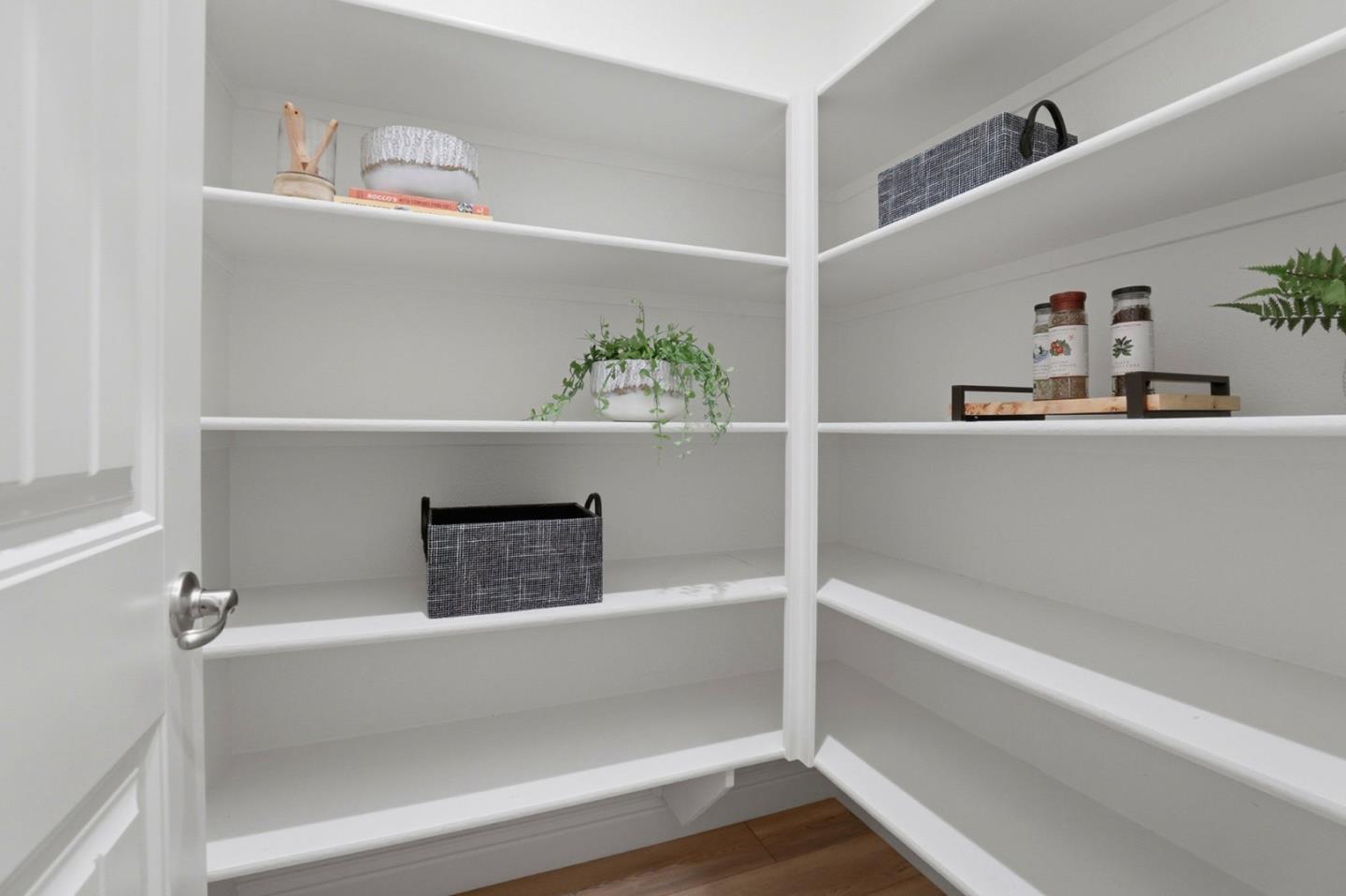 Detail Gallery Image 10 of 43 For 3015 Pinos Way, Marina,  CA 93933 - 3 Beds | 2 Baths