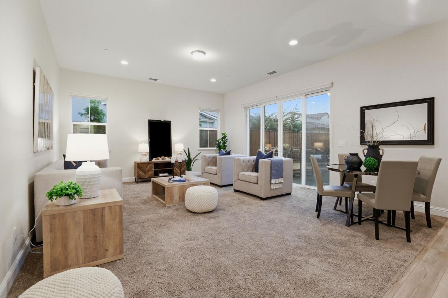 Detail Gallery Image 13 of 43 For 3015 Pinos Way, Marina,  CA 93933 - 3 Beds | 2 Baths