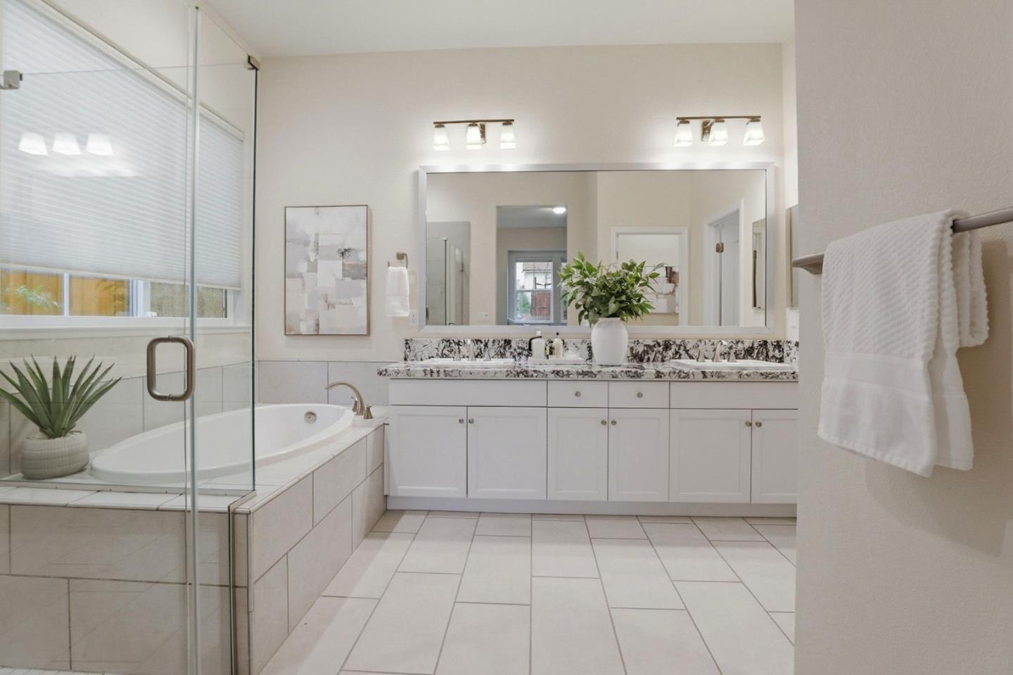 Detail Gallery Image 22 of 43 For 3015 Pinos Way, Marina,  CA 93933 - 3 Beds | 2 Baths