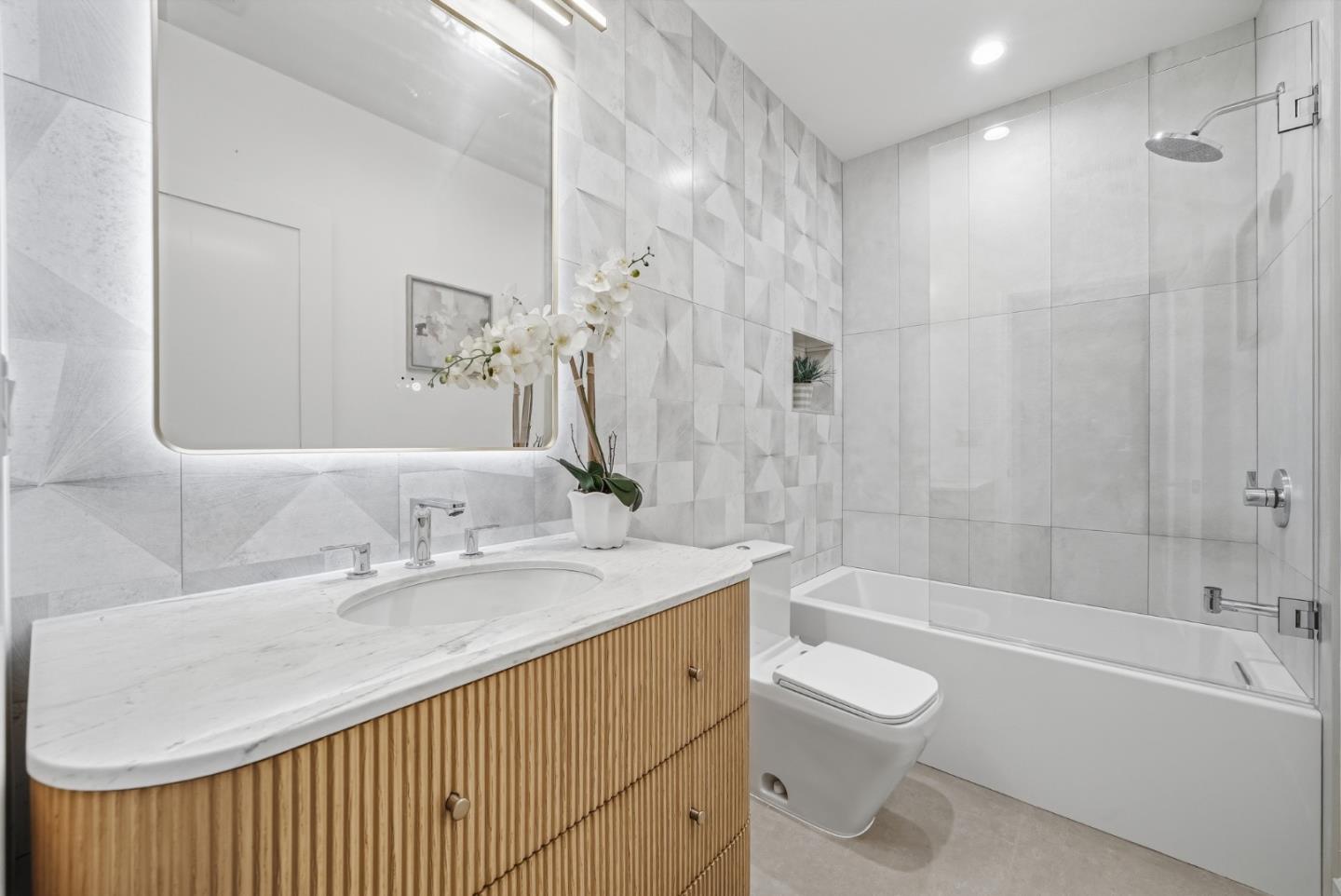 Detail Gallery Image 24 of 35 For 416 Gabilan St, Los Altos,  CA 94022 - 3 Beds | 2/1 Baths