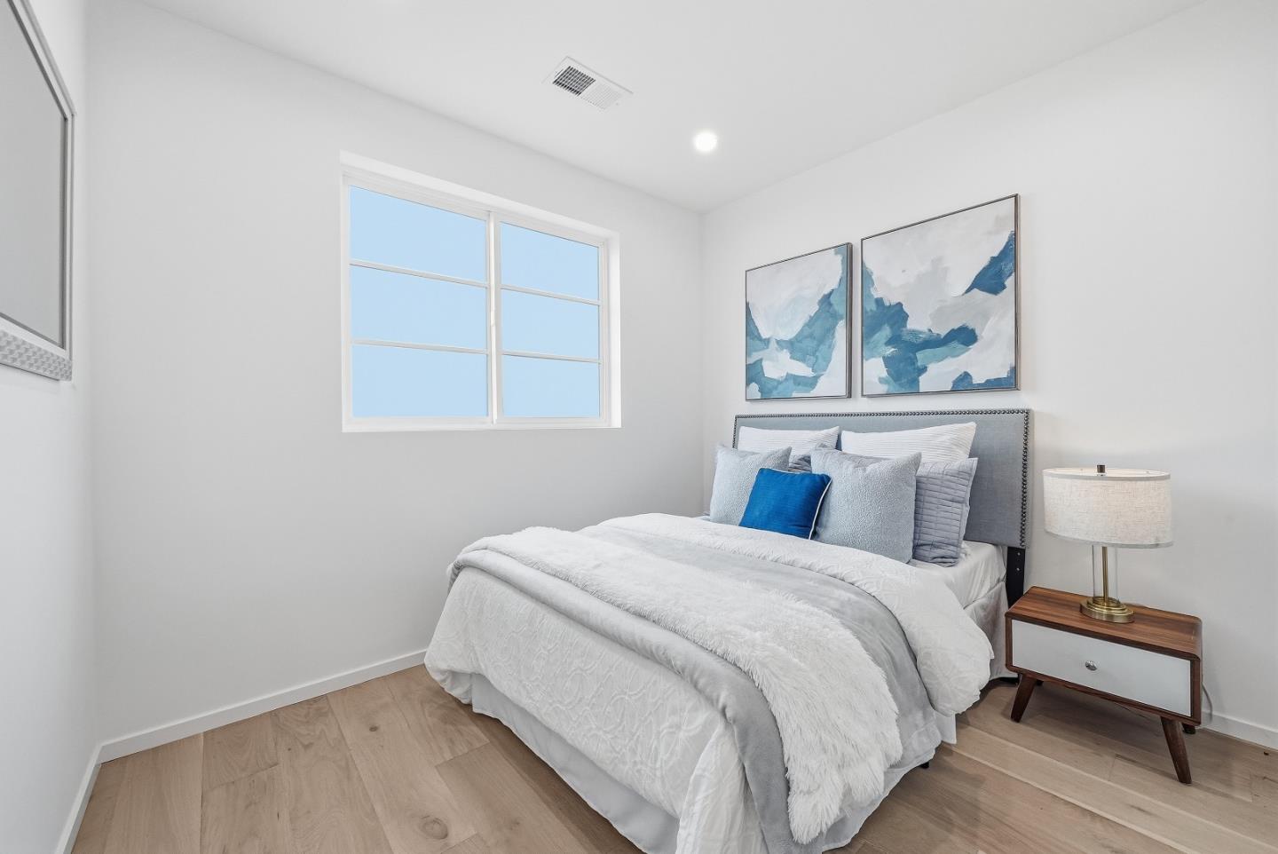 Detail Gallery Image 25 of 35 For 416 Gabilan St, Los Altos,  CA 94022 - 3 Beds | 2/1 Baths